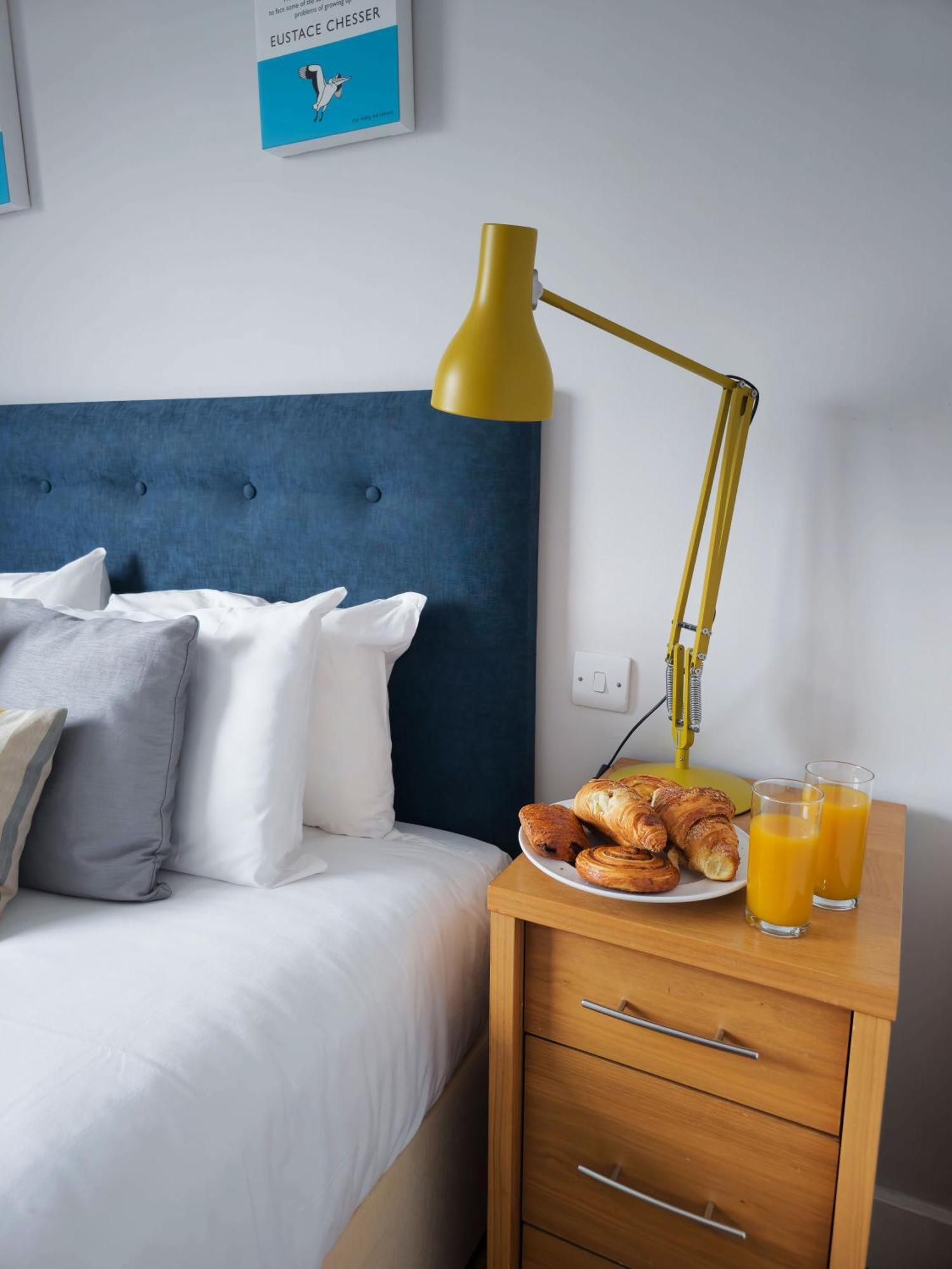 Hq Aparthotel Farnborough Farnborough  Bagian luar foto