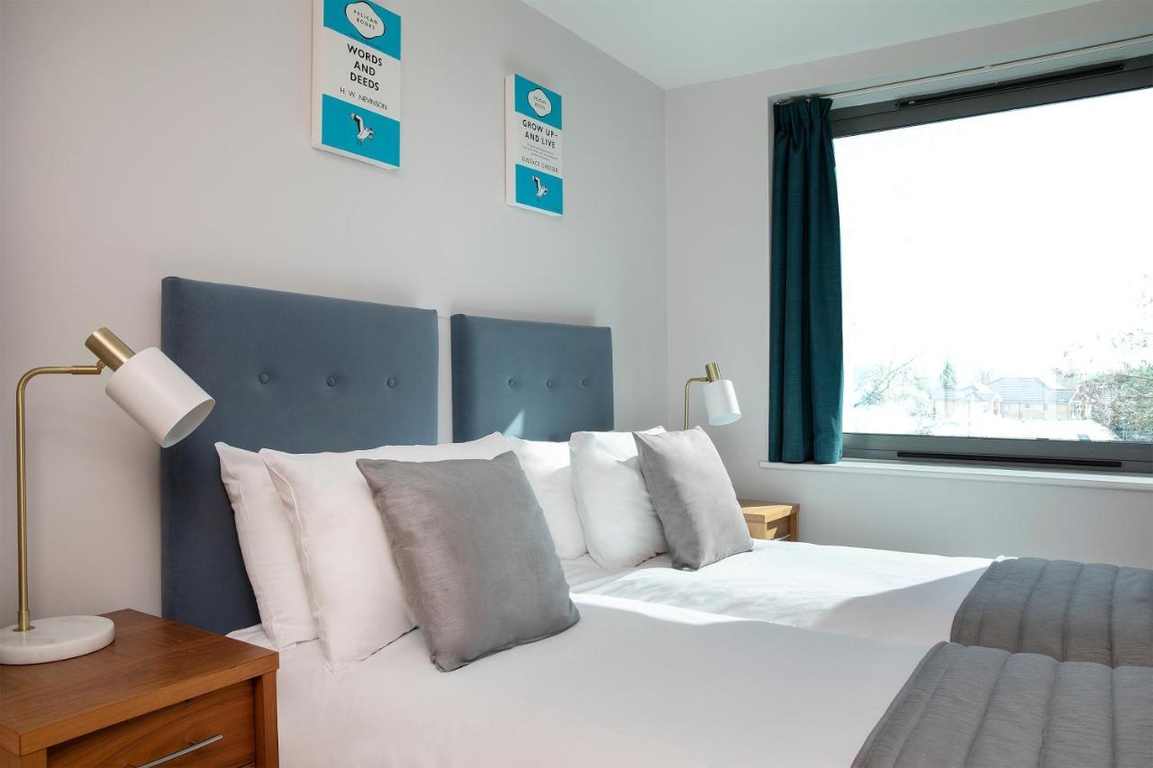 Hq Aparthotel Farnborough Farnborough  Bagian luar foto